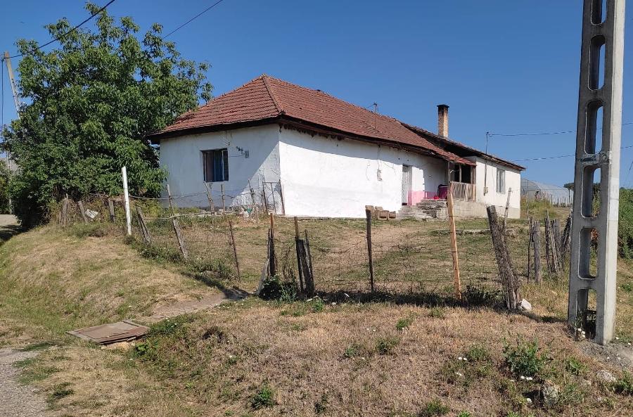 Felsőregmec, Petőfi utca 1: lakóház · 250 000 Ft – árverés