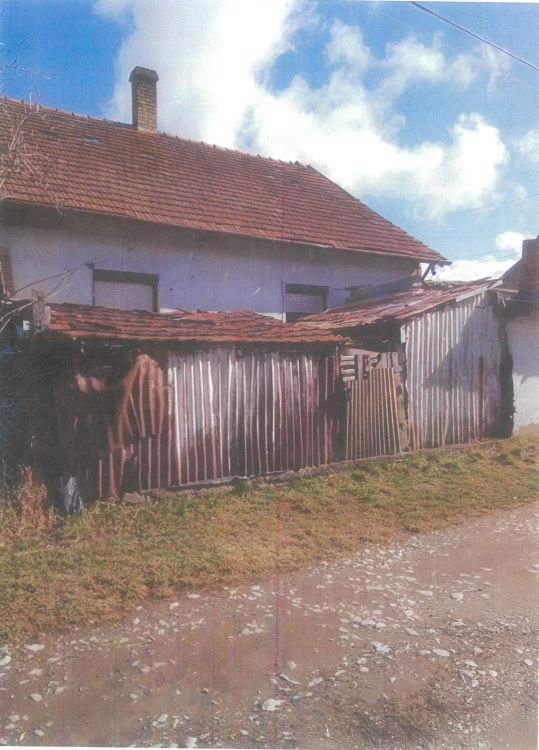 Egercsehi, Pataksor út 15/2.: lakóház · 320 000 Ft – árverés