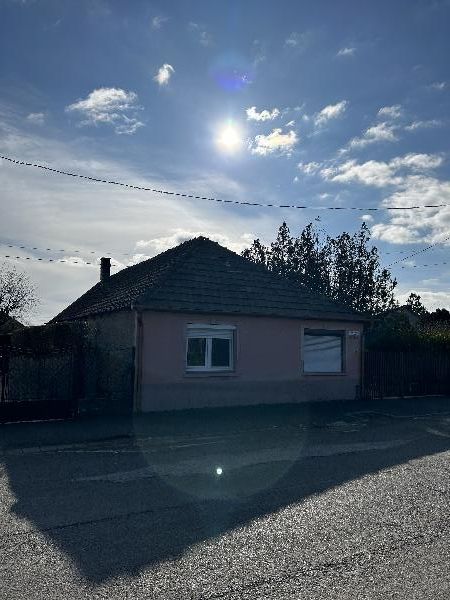 Szerencs, Lőcse utca 17: lakóház · 4 000 000 Ft – árverés