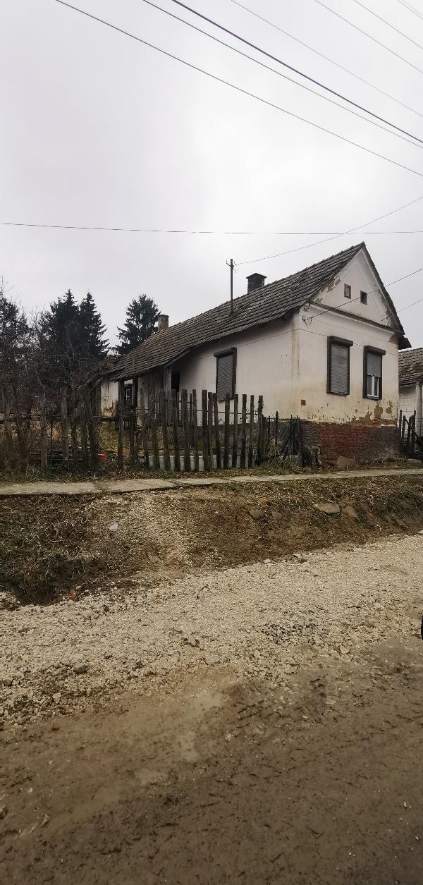 8886 Oltárc, Petőfi utca 36: lakóház · 375 000 Ft – ingatlanárverés