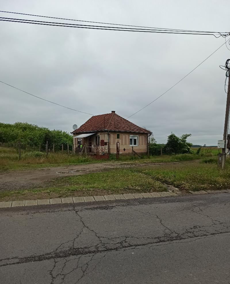 Nyírgyulaj, Petőfi utca 70.: lakóház · 1 900 000 Ft – árverés
