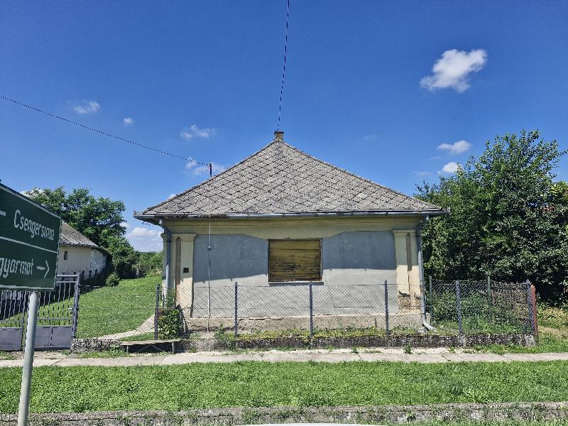 Zsarolyán, Fő utca 8.: lakóház · 1 650 000 Ft – árverés
