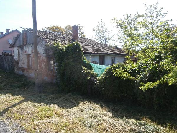 Makó, Sarkantyú utca 25.: lakóház · 75 000 Ft – árverés