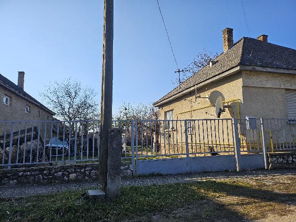 Réde, Kossuth L. utca 6.: lakóház · 2 940 000 Ft – árverés