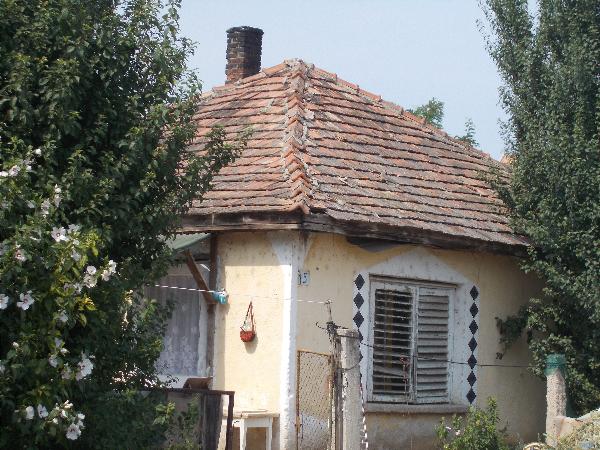 Berhida, Jókai Mór utca 15.: lakóház · 150 000 Ft – árverés