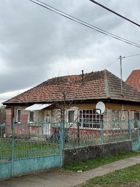 Taktakenéz, Kultúrház utca 18.: lakóház · 750 000 Ft – árverés