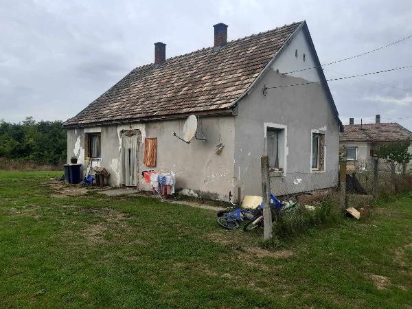 8722 Nemesdéd, Árpád utca 14: lakóház · 1 000 000 Ft – ingatlanárverés