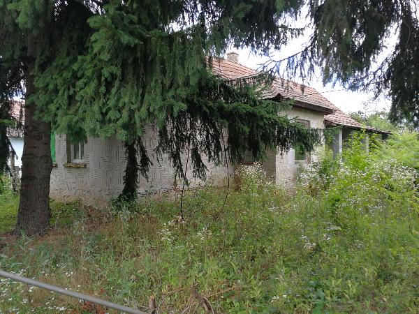 7441 Magyaregres, József Attila utca 32.: lakóház – ingatlanárverés