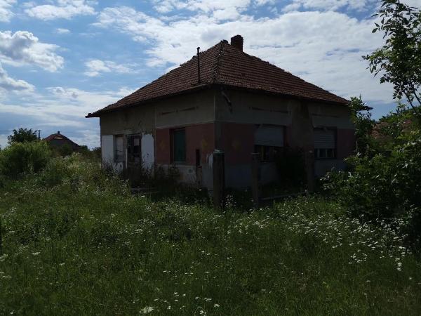 Vésztő, Botond utca 9.: lakóház · 175 000 Ft – árverés