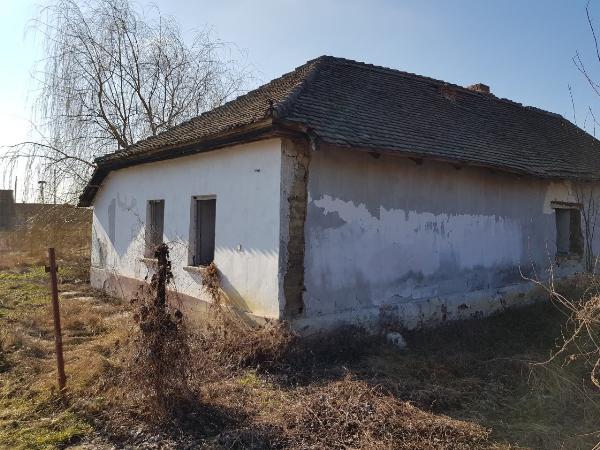 5475 Csépa, Béke utca 128.: lakóház · 600 000 Ft – ingatlanárverés