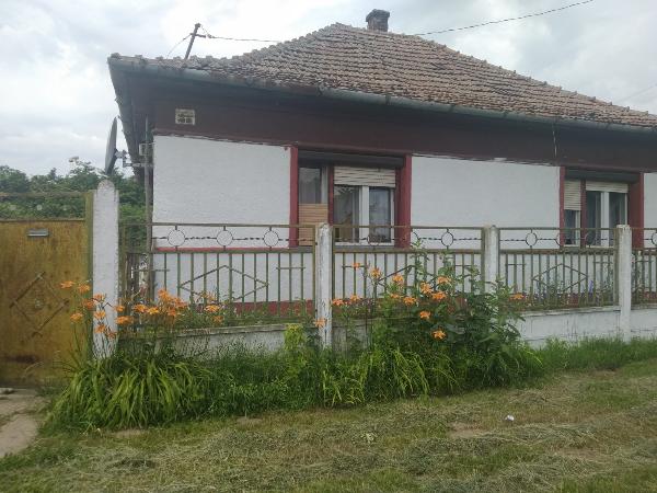 Kokad, Vörösmarty Mihály utca 24: lakóház · 525 000 Ft – árverés
