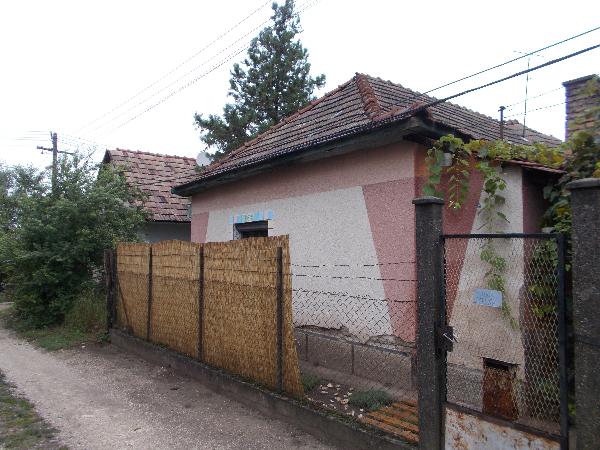 Nagydorog, Gábor Áron Telep 2.: lakóház · 372 500 Ft – árverés