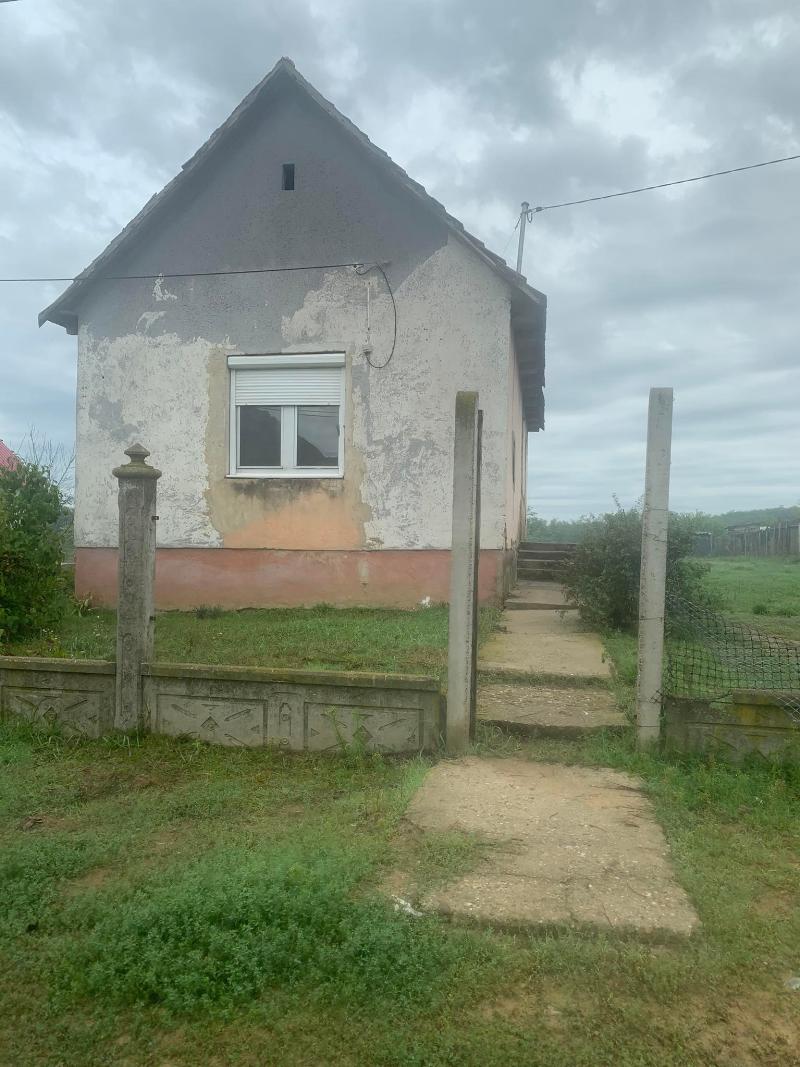 4823 Nagydobos, Petőfi utca 27: lakóház · 600 000 Ft – ingatlanárverés