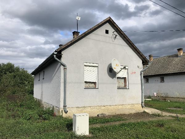 4931 Tarpa, Újtelep utca 10.: lakóház · 400 000 Ft – ingatlanárverés