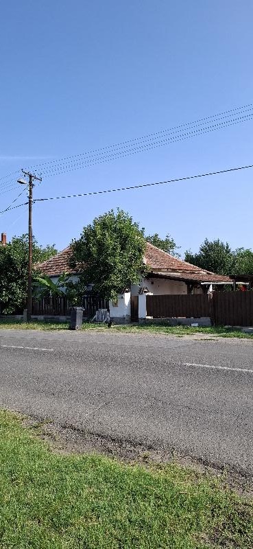 Sarkad, Anti út 13: lakóház · 2 340 000 Ft – árverés