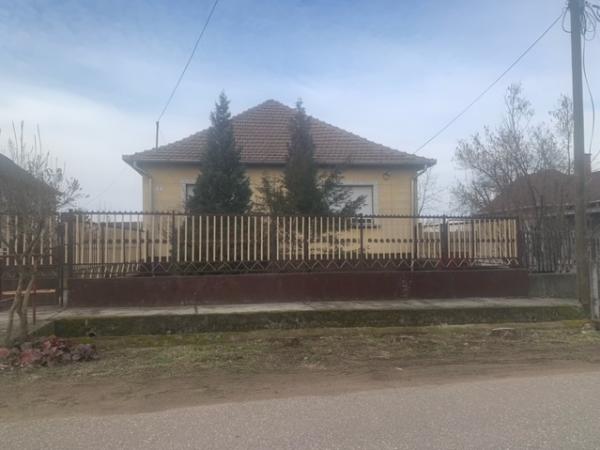 3356 Kompolt, Tavasz út 7.: lakóház · 6 000 000 Ft – ingatlanárverés