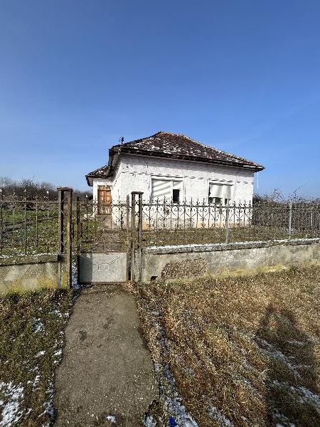 3718 Megyaszó, Petőfi út 31.: lakóház · 1 000 000 Ft – ingatlanárverés