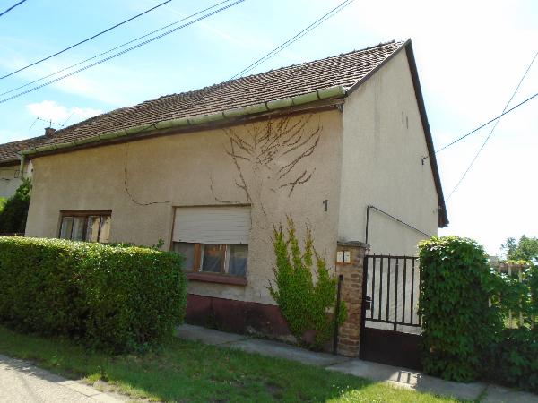 Vecsés, Nefelejcs utca 1.: lakóház · 4 851 300 Ft – árverés
