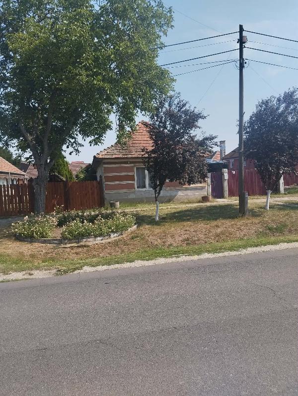 Girincs, Kossuth Lajos utca 61.