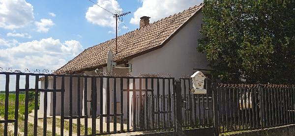 Hodász, József Attila utca 57: lakóház · 3 500 000 Ft – árverés