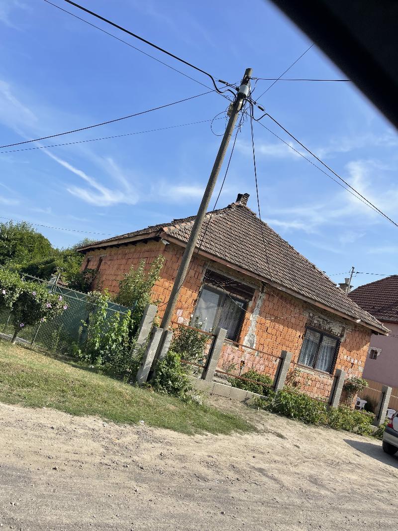 Tura, Alsóerdő Sor 53: lakóház · 10 864 000 Ft – árverés