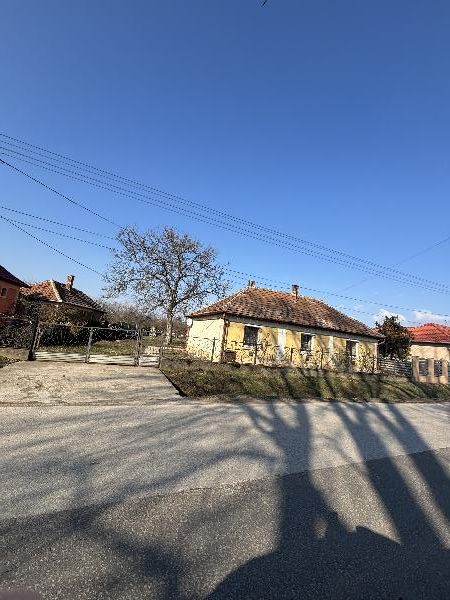 Tiszalúc, Petőfi utca 30: lakóház · 3 500 000 Ft – árverés