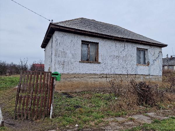 Kesznyéten, Sajó utca 18.: lakóház · 105 000 Ft – árverés