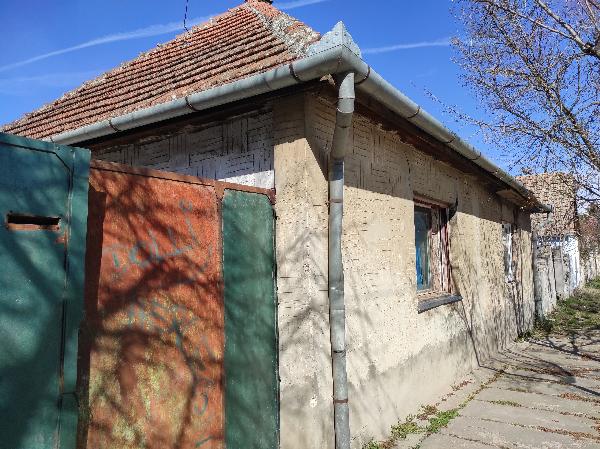 6440 Jánoshalma, Szegfű utca 8.: 315 000 Ft – ingatlanárverés