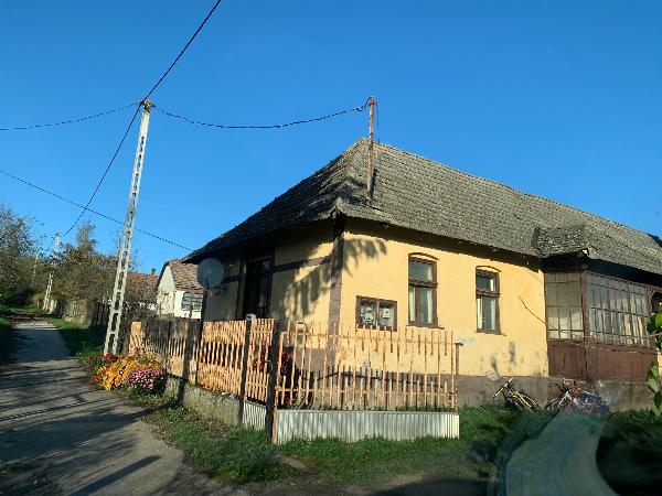 Magyarkeszi, Deák Ferenc utca 1.: lakóház · 385 000 Ft – árverés