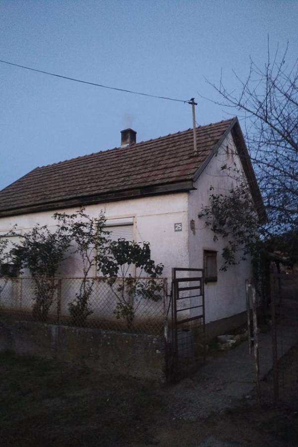 Mérk, Széchenyi utca 25.: lakóház · 1 200 000 Ft – árverés