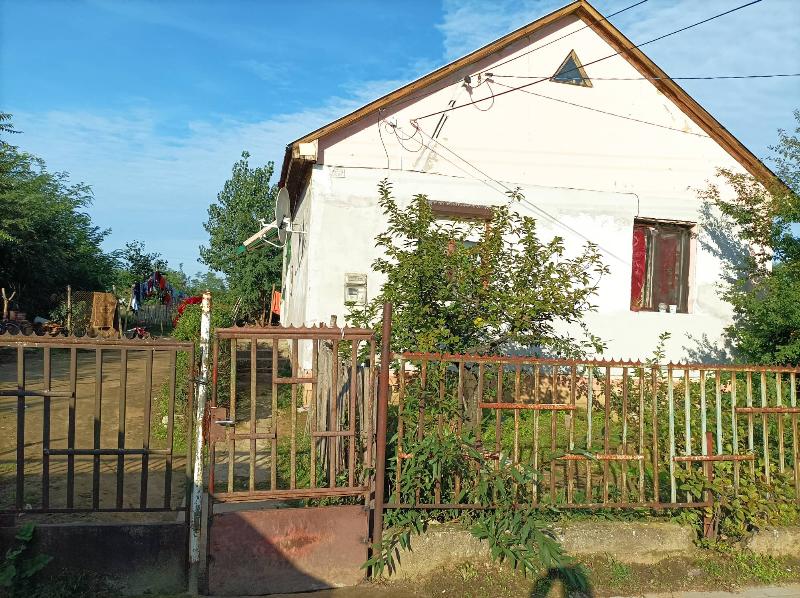Vasmegyer, Damjanich utca 32.: lakóház · 1 225 000 Ft – árverés