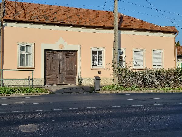 Békéscsaba, Békési út 8.