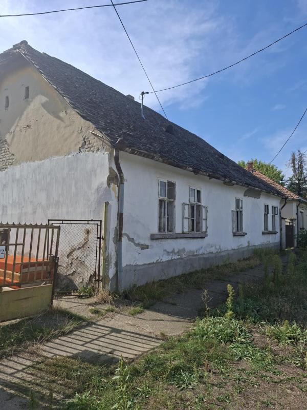 6446 Rém, Szabadság utca 27.: lakóház · 105 000 Ft – ingatlanárverés