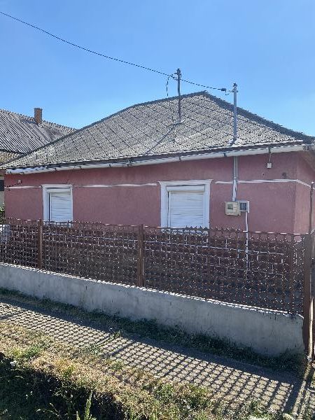 Taktaharkány, Alkotmány utca 3.: lakóház · 1 750 000 Ft – árverés