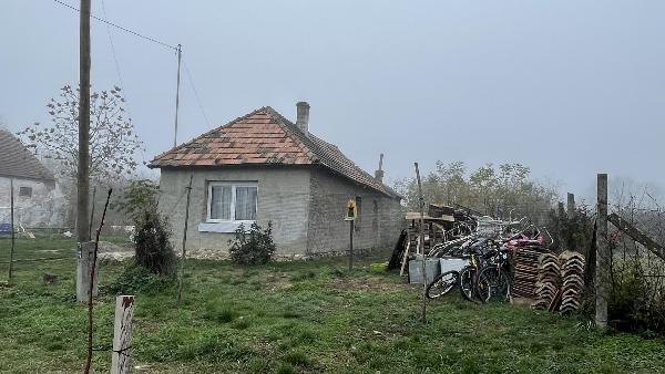 8552 Vanyola, Árpád utca 4.: lakóház · 216 500 Ft – ingatlanárverés