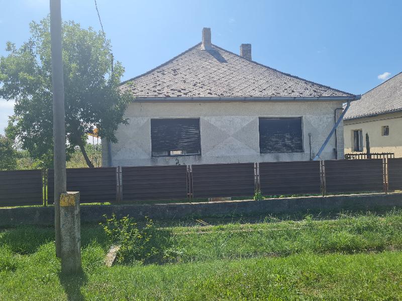 Milota, Zrinyi utca 57.: lakóház · 5 500 000 Ft – árverés