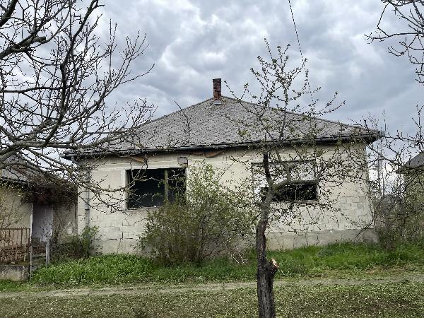 Tiszakerecseny, Dózsa utca 3.: lakóház · 105 000 Ft – árverés