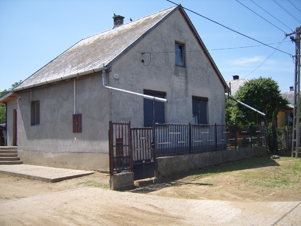 Nyírbátor, Görögtemető u. 36.: lakóház · 1 100 000 Ft – árverés