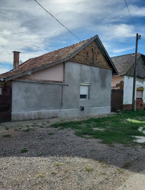 6768 Baks, Dózsa utca 15.: lakóház · 1 050 000 Ft – ingatlanárverés