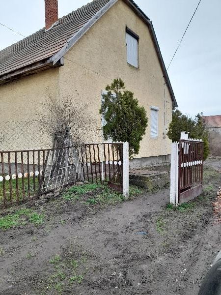 Sarud, Bocskai út 12/1.: lakóház · 2 800 000 Ft – árverés
