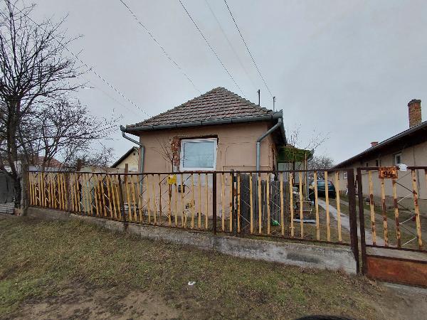 2769 Tápiószőlős, Bicskei út 94. – lezárult árverés, 5 250 000 Ft