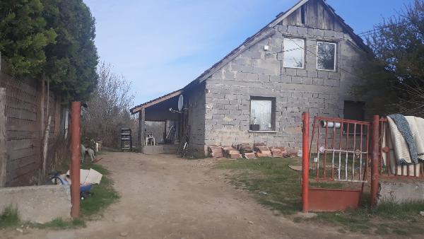 Tóalmás, Arany János utca 49: lakóház · 800 000 Ft – árverés