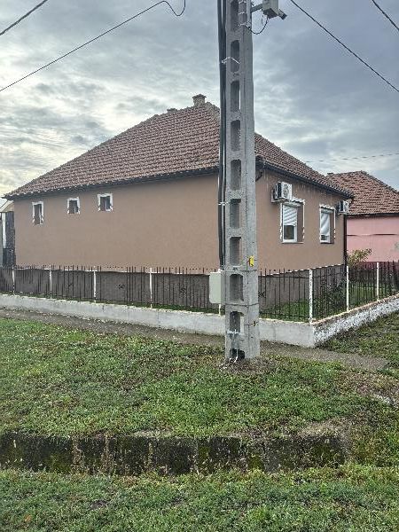 Taktaharkány, Kodály Zoltán utca 39: lakóház · 6 120 000 Ft – árverés