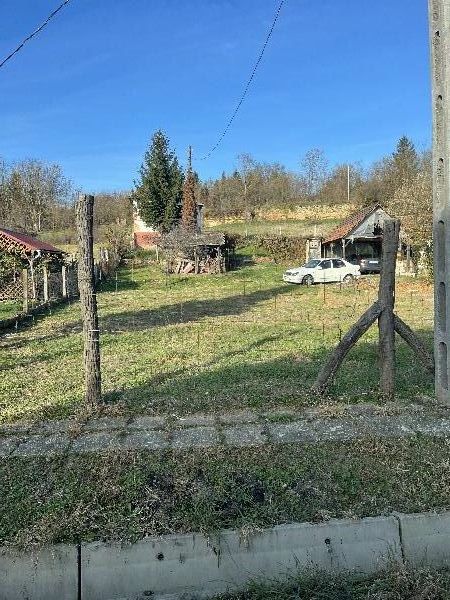Erdőkövesd, Petőfi Sándor utca 40: lakóház · 1 000 000 Ft – árverés
