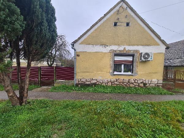 Tésenfa, Kossuth Lajos utca 62.: lakóház · 750 000 Ft – árverés