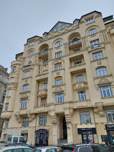 Budapest, Belgrád Rakpart 26.