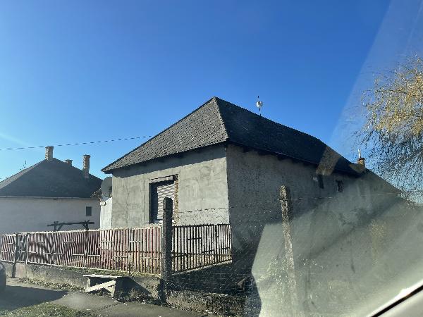 4566 Ilk, Rózsa utca 18.: 10 000 Ft – ingatlanárverés