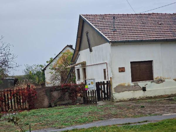 5720 Sarkad, Vasút utca 105: lakóház · 500 000 Ft – ingatlanárverés