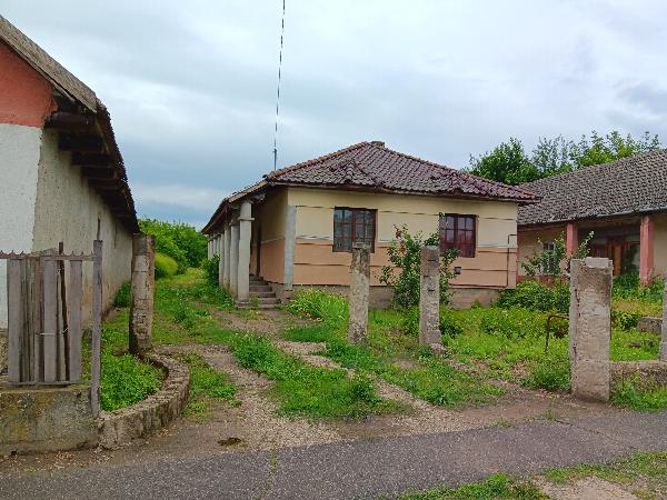 Rétközberencs, Fő út 44: lakóház · 1 050 000 Ft – árverés