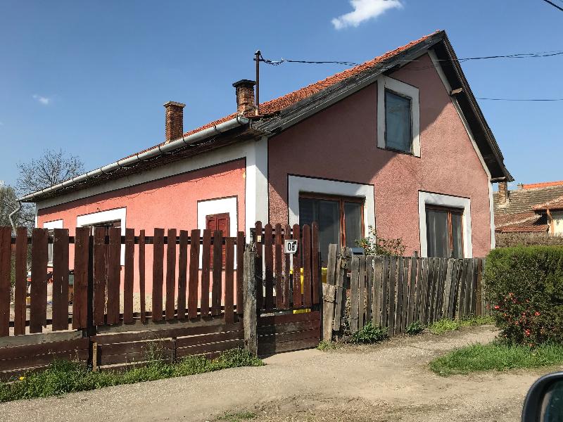 5900 Orosháza, Középlaki u. 8.: lakóház · 175 000 Ft – ingatlanárverés